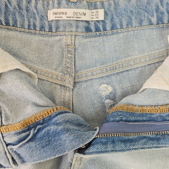 Bershka Denim and Lace Cutt-Off Shorts Size 4 Light Wash Daisy Dukes Distressed - Picture 8 of 9
